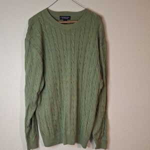 Roundtree & Yorke Green Cable Knit Sweater size large